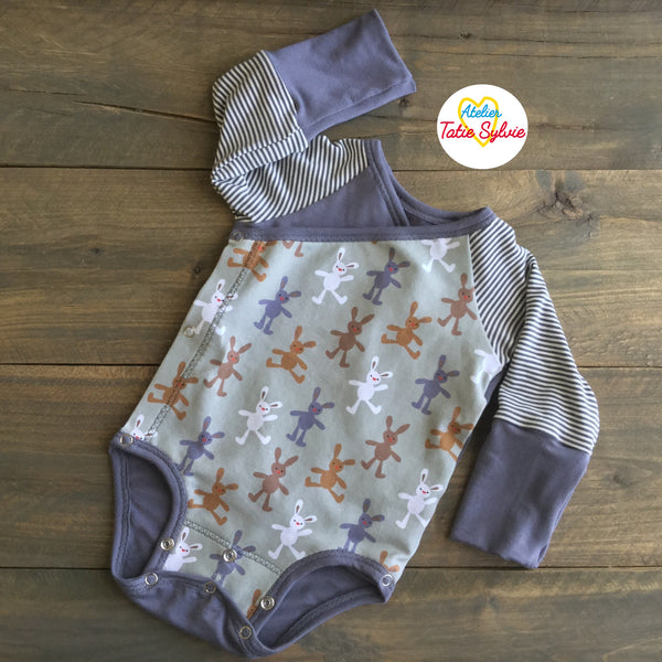 Ensemble évolutif 2 pièces cache-couche et bonnet Gris/Bleu/Lavande Lapin toutou